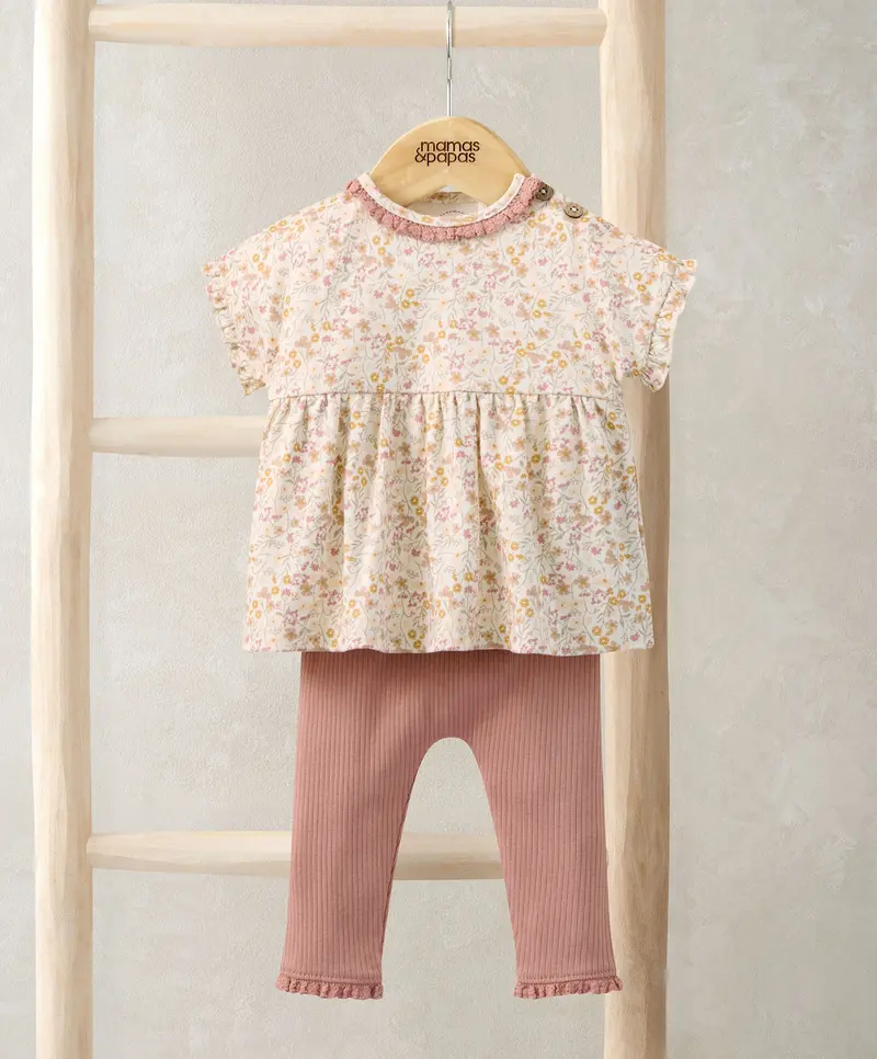 Ditsy Floral T-Shirt And Leggings Two-Piece Set 1