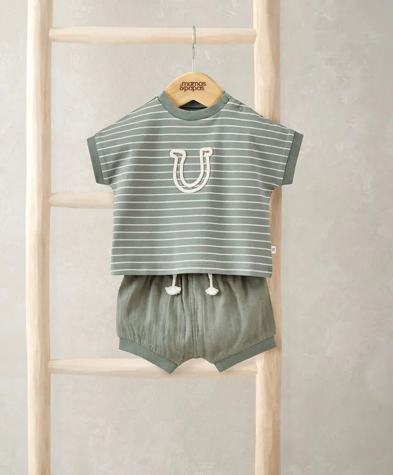 Horseshoe Graphic T-Shirt And Shorts Outfit Set 1