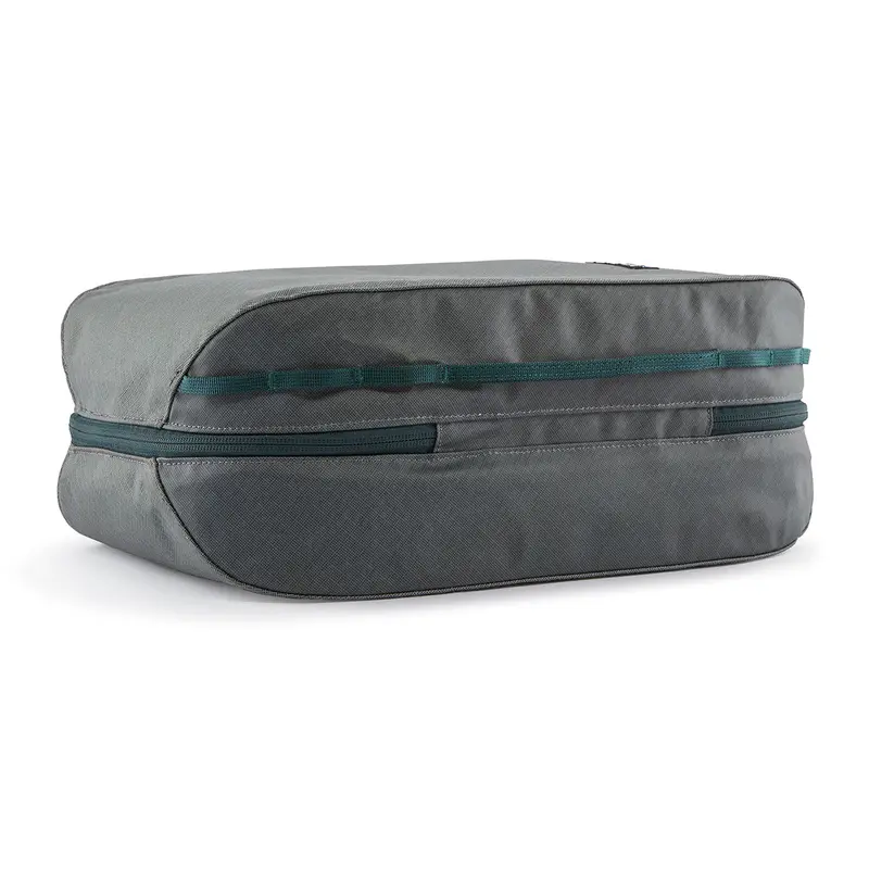 Patagonia Black Hole Cube – 14L Noble Grey Minimalist Design 1